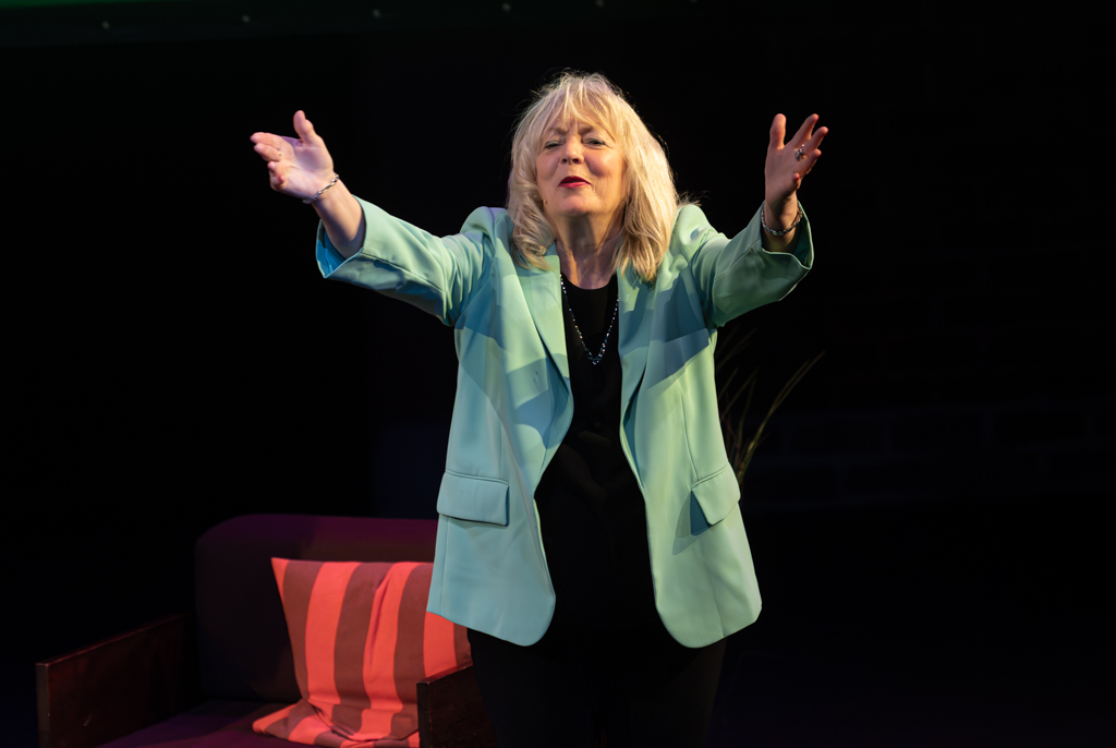 Alison Steadman. Photography by Brian Roberts.